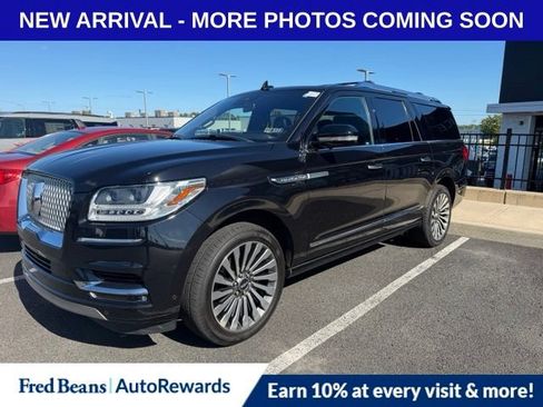 Used 2019 Lincoln Navigator L Reserve AWD/4WD image 3