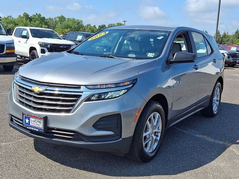 Used 2024 Chevrolet Equinox LS w/ LPO, Floor Liner Package AWD/4WD image 5
