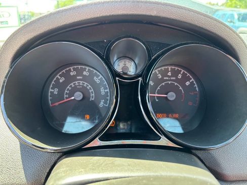 Used 2009 Saturn Sky w/ Premium Trim Package RWD image 10