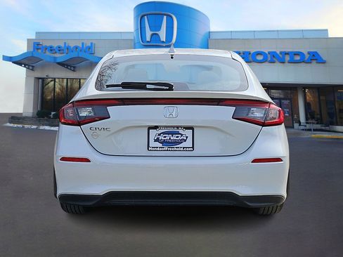Certified 2023 Honda Civic LX image 5
