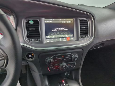 Used 2019 Dodge Charger Scat Pack RWD image 32