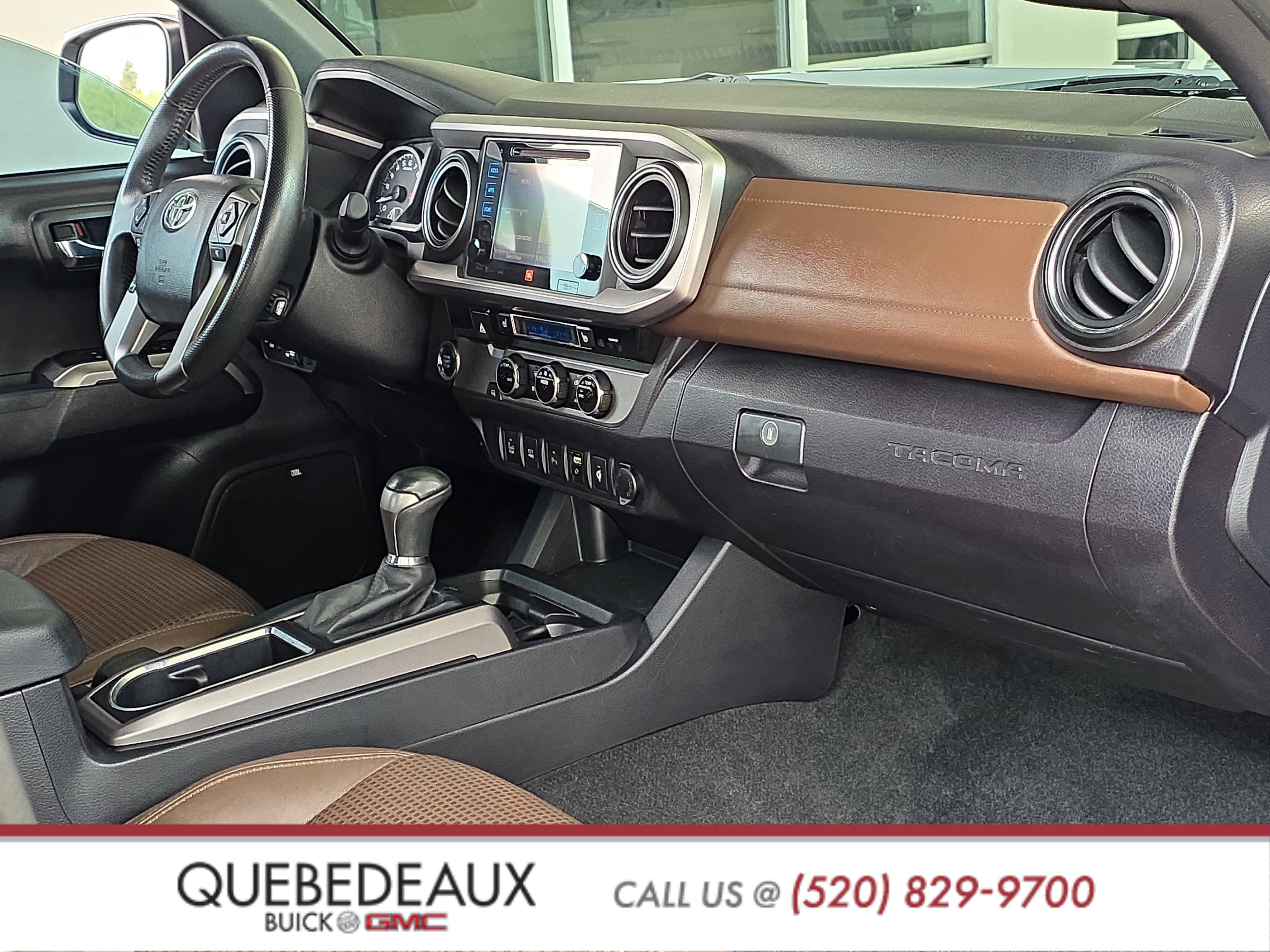 Used 2017 Toyota Tacoma Limited w/ Tow Package RWD image 28