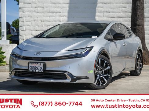Certified 2023 Toyota Prius Prime FWD image 1