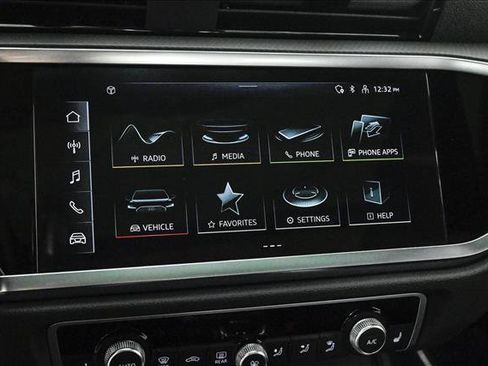 Certified 2025 Audi Q3 2.0T Premium w/ Convenience Package image 13