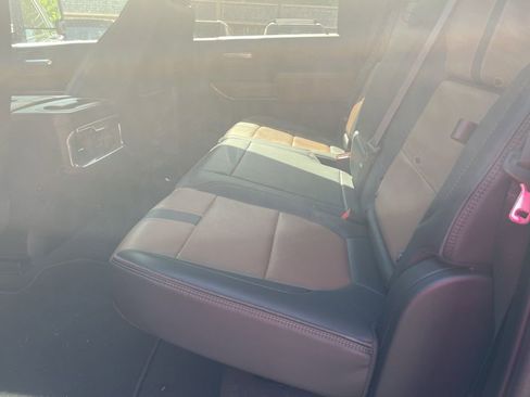 Used 2022 Chevrolet Silverado 2500 High Country w/ Safety Package II image 13