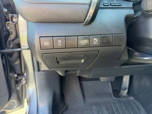 Used 2023 Toyota Camry XSE FWD image 16