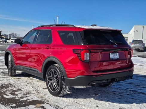 New 2026 Ford Explorer ST-Line image 17