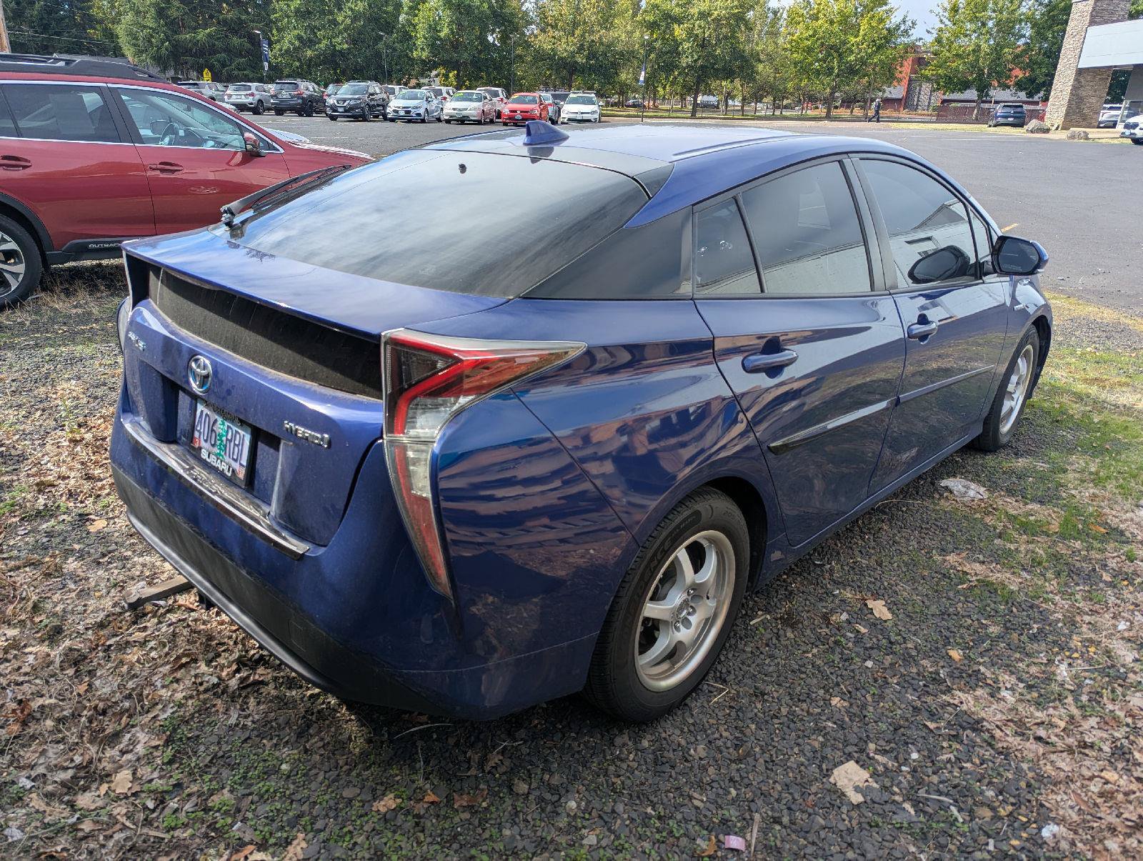 Used 2016 Toyota Prius Four w/ Advanced Technology Package FWD image 8
