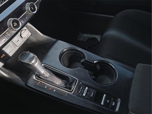 Used 2022 Honda Civic Sport image 16