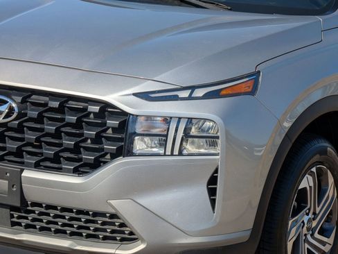 Used 2023 Hyundai Santa Fe SEL image 11