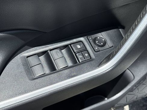 Used 2021 Toyota RAV4 XLE Premium FWD image 15