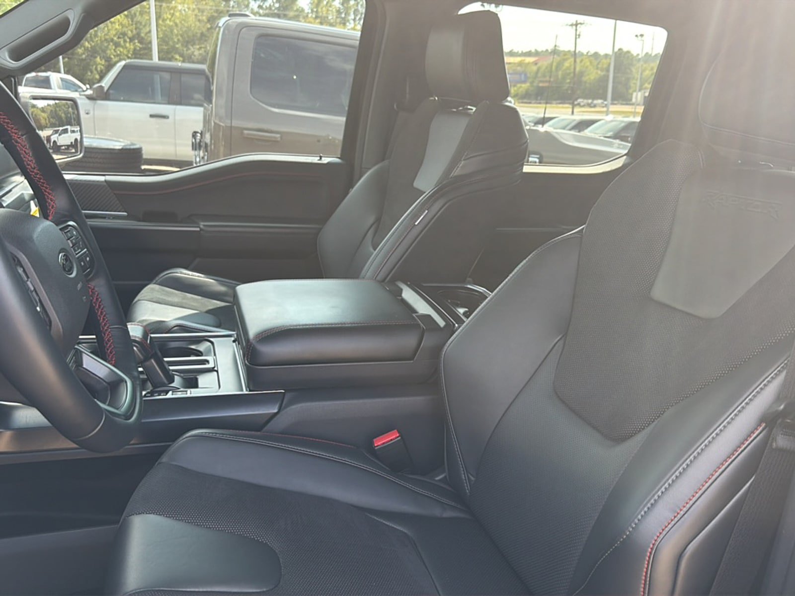 Used 2024 Ford F150 Raptor AWD/4WD image 28