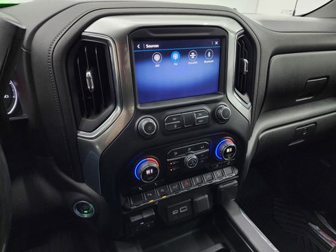 Used 2020 Chevrolet Silverado 1500 LT Trail Boss image 11