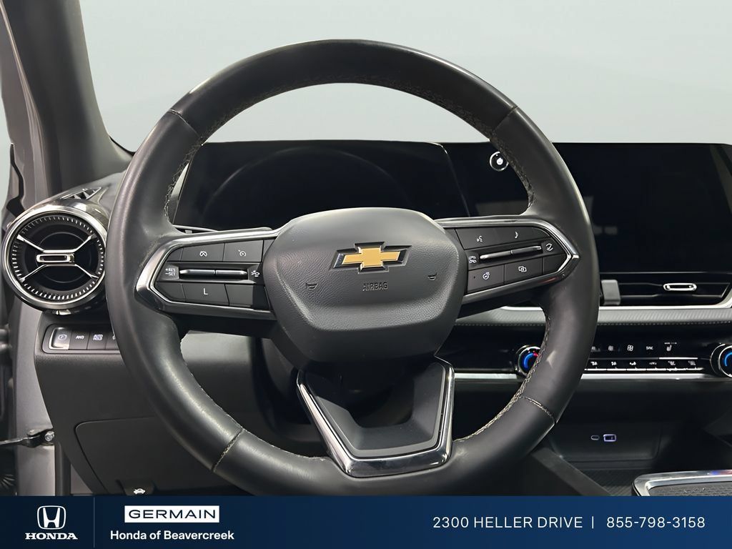 Used 2025 Chevrolet Equinox LT w/ Convenience Package II AWD/4WD image 12