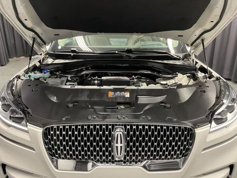 Used 2023 Lincoln Aviator Reserve w/ Equipment Group 201A AWD/4WD image 13