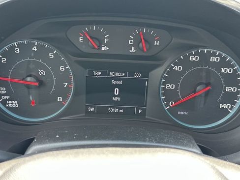 Used 2019 Chevrolet Malibu LT FWD image 12