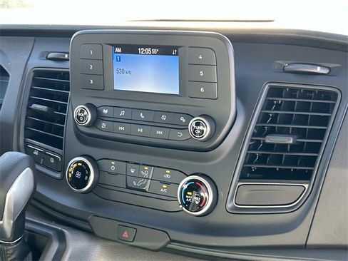 New 2025 Ford Transit 250 148 Medium Roof image 14