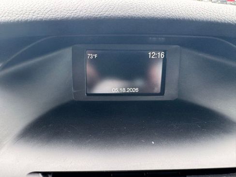 Used 2014 Ford Focus SE w/ SE Winter Package FWD image 3