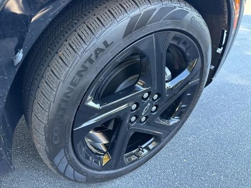 Used 2024 Chevrolet Equinox EV RS image 31