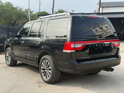 Used 2015 Lincoln Navigator 4WD image 5