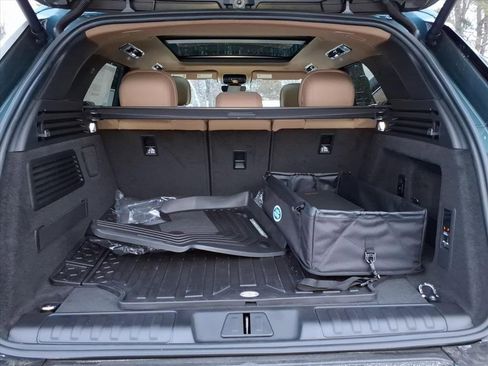 New 2025 Land Rover Range Rover Sport SE AWD/4WD image 10