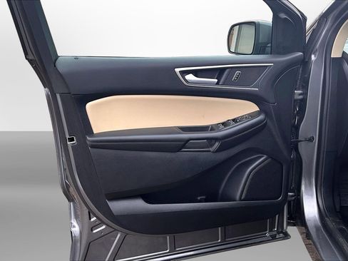 Used 2024 Ford Edge SEL w/ Convenience Package image 24