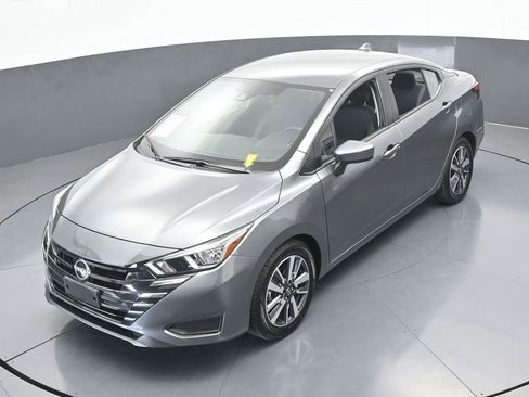 Used 2023 Nissan Versa SV image 44