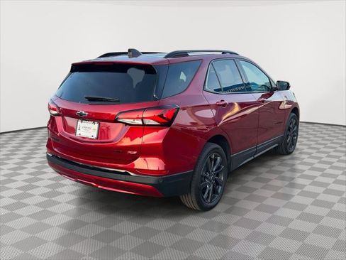 Used 2024 Chevrolet Equinox RS w/ RS Leather Package image 5