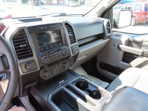 Used 2018 Ford F150 XLT w/ Equipment Group 302A Luxury AWD/4WD image 20