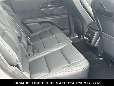 New 2026 Lincoln Nautilus Premier AWD/4WD image 31