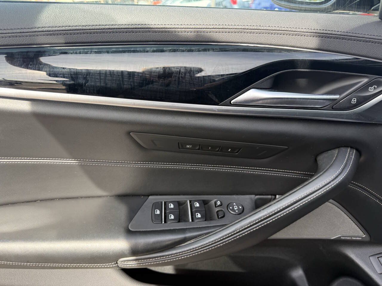 Used 2018 BMW M550i xDrive AWD/4WD image 15