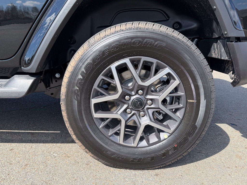 New 2026 Jeep Wrangler Unlimited Sahara AWD/4WD image 12
