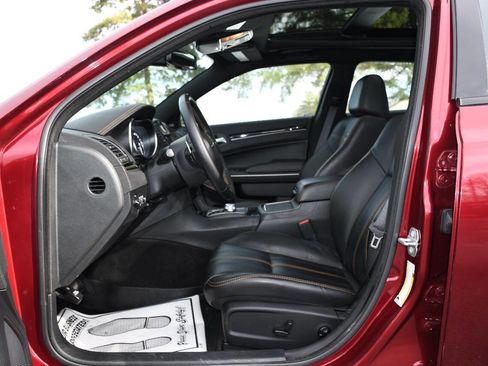 Used 2018 Chrysler 300 S w/ 300S Alloy Package image 11