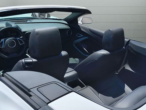 Used 2023 Chevrolet Camaro LT w/ RS Package image 28