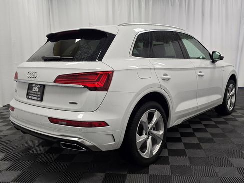 Certified 2025 Audi Q5 2.0T Premium Plus image 6