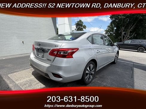 Used 2019 Nissan Sentra SV w/ Special Edition Package FWD image 5