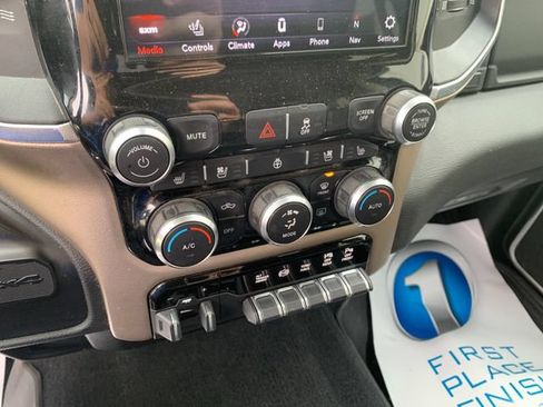 Used 2019 RAM 3500 Laramie AWD/4WD image 22