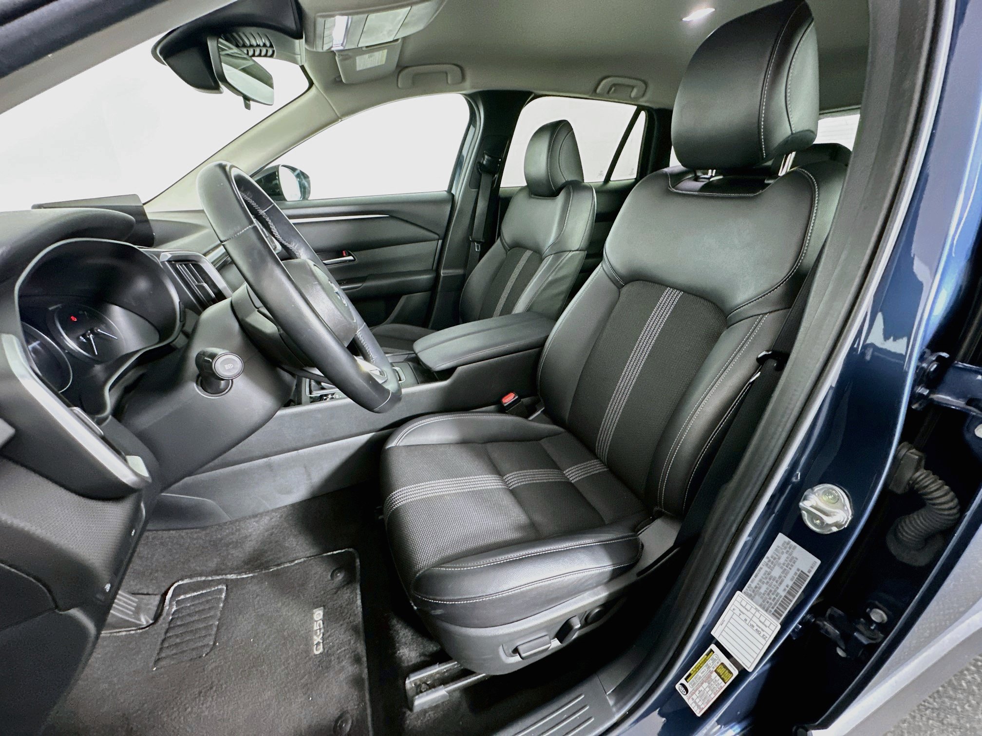 Used 2025 MAZDA CX-50 AWD 2.5 S w/ Preferred Package image 13
