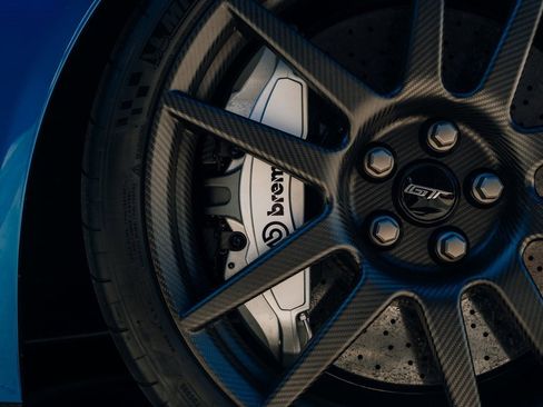 Used 2019 Ford GT image 25