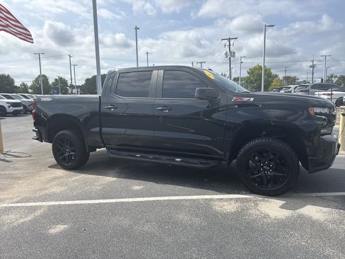 Used 2021 Chevrolet Silverado 1500 LT Trail Boss w/ Bed Protection Package AWD/4WD image 21