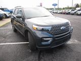 Used 2022 Ford Explorer XLT w/ Equipment Group 202A image 5