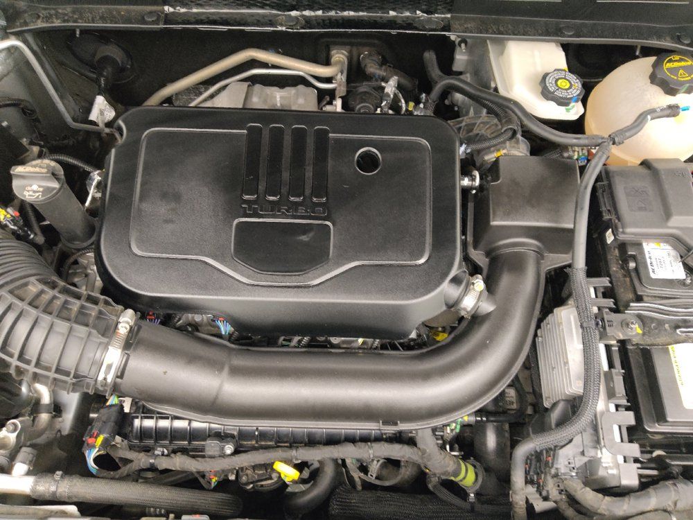 Used 2025 Chevrolet Blazer LT FWD image 30