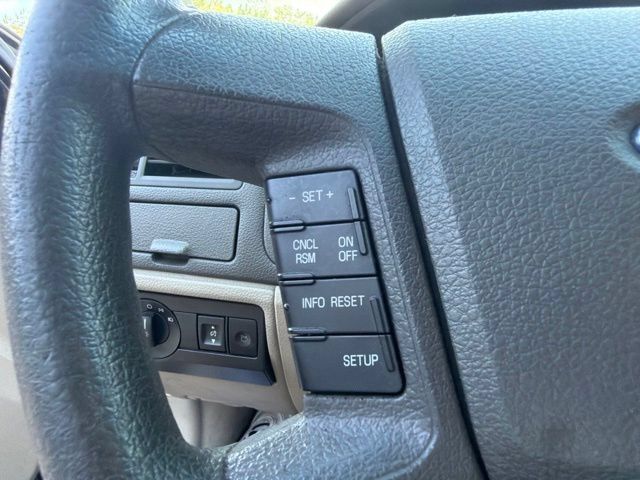 Used 2010 Ford Fusion S FWD image 32