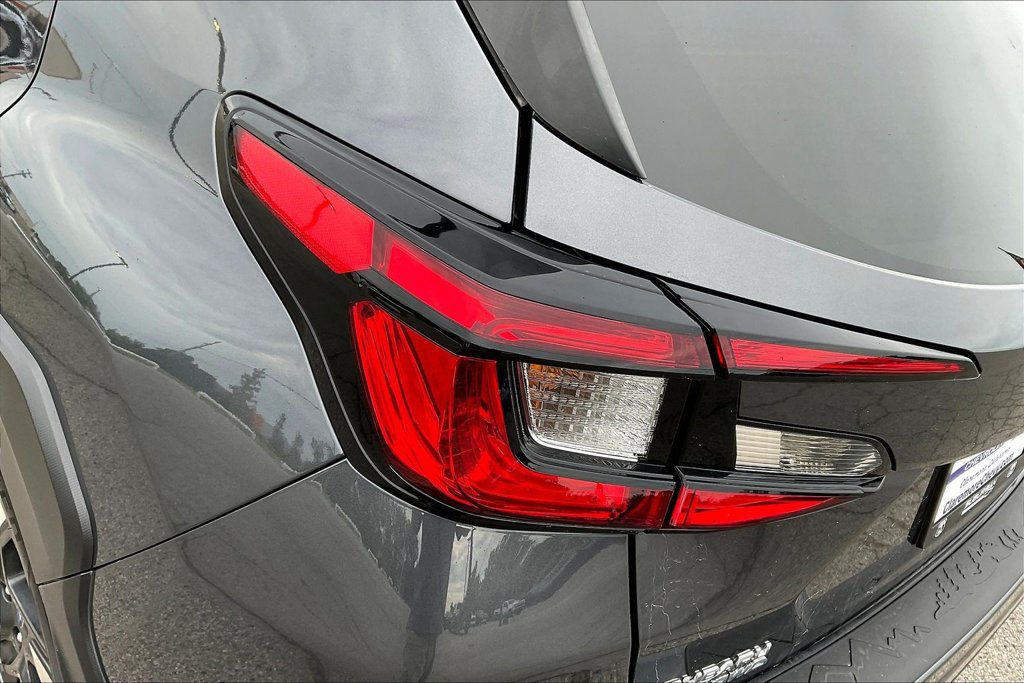 Used 2024 Subaru Crosstrek 2.5i Limited w/ Crosstrek Mirror Package AWD/4WD image 27
