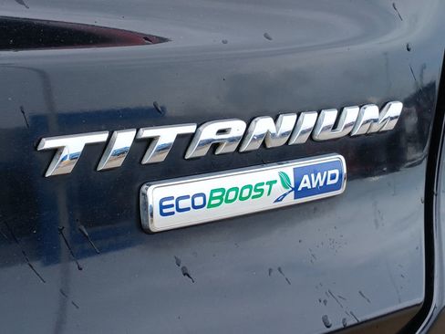 Used 2020 Ford Fusion Titanium AWD/4WD image 21
