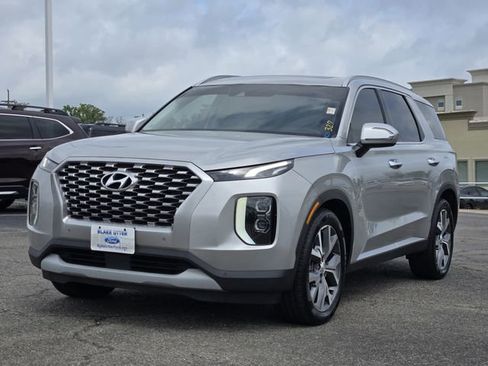 Used 2022 Hyundai Palisade SEL w/ Convenience Package FWD image 3