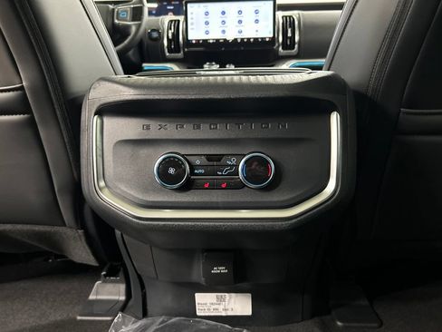 New 2027 Ford Expedition Max Platinum w/ Driver's Package AWD/4WD image 29