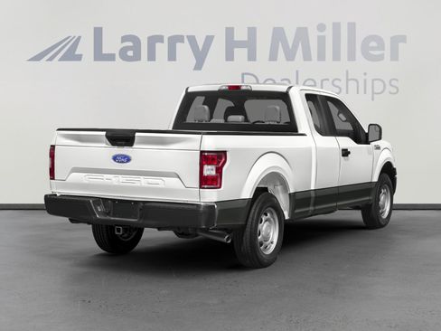Used 2020 Ford F150 XLT w/ Equipment Group 302A Luxury AWD/4WD image 3