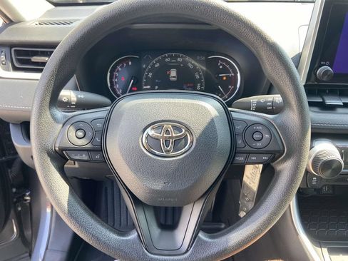 Used 2024 Toyota RAV4 LE FWD image 33