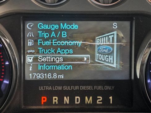 Used 2011 Ford F350 Lariat w/ Lariat Interior Pkg RWD image 21